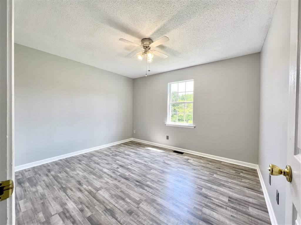 32 Auburn Drive SW