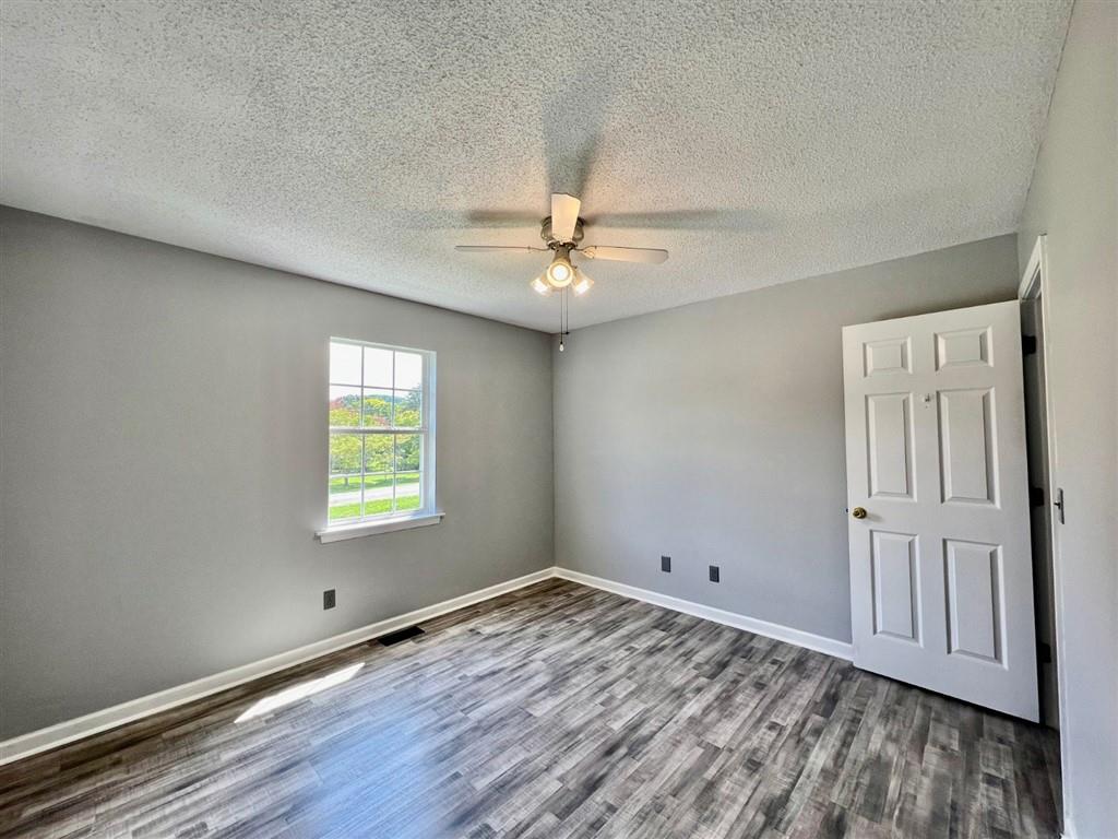 32 Auburn Drive SW