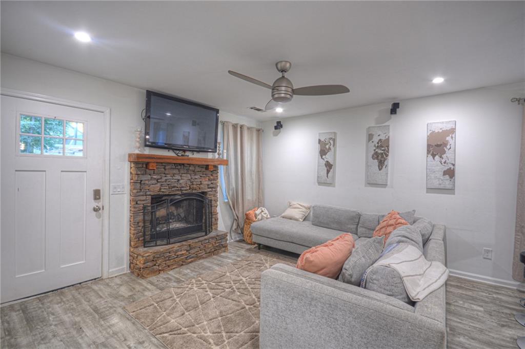 2630 Valient Drive