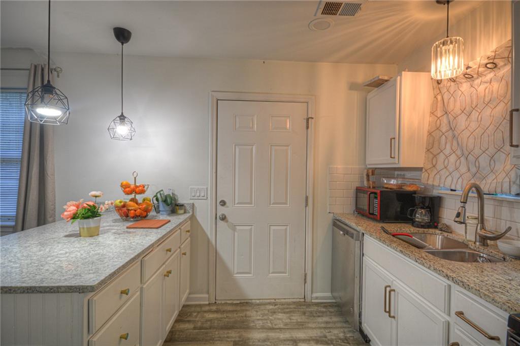 2630 Valient Drive