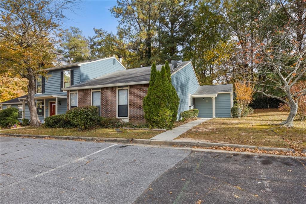 75 Sandalwood Circle