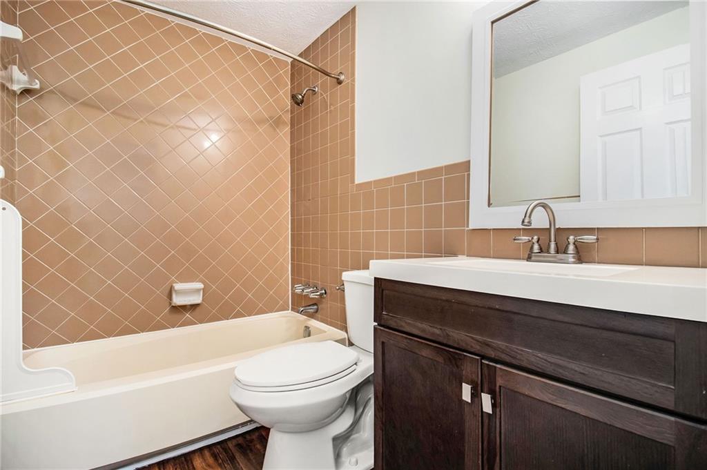 10410 Worthington Hills Manor