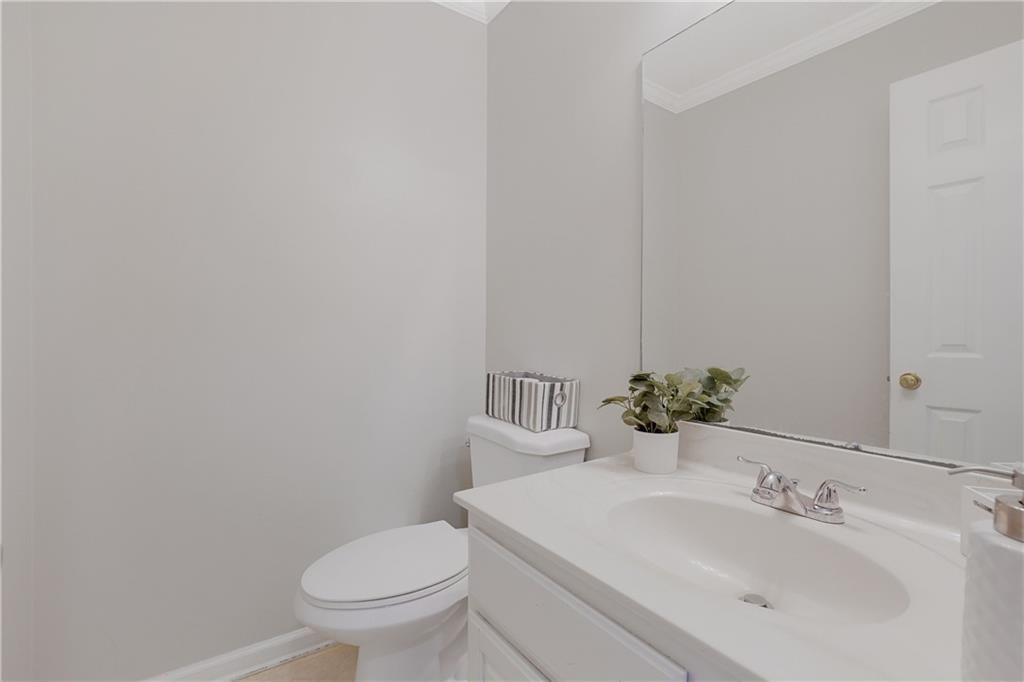 1021 Maidstone Court