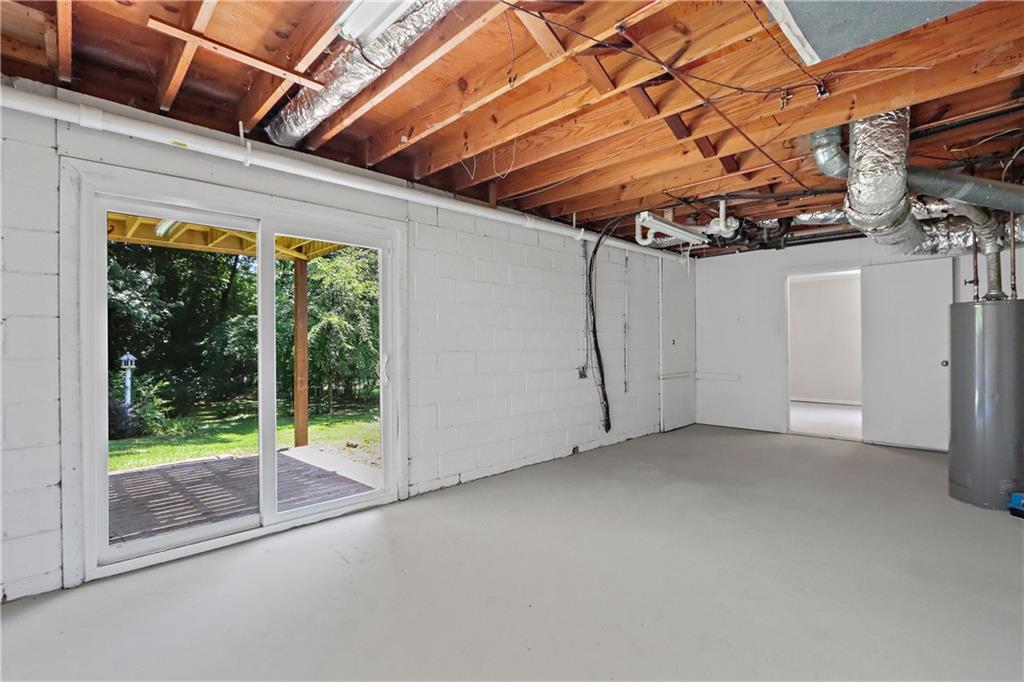 2815 Carolyn Drive SE