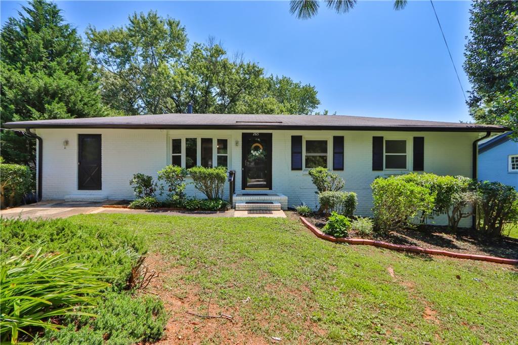 2815 Carolyn Drive SE