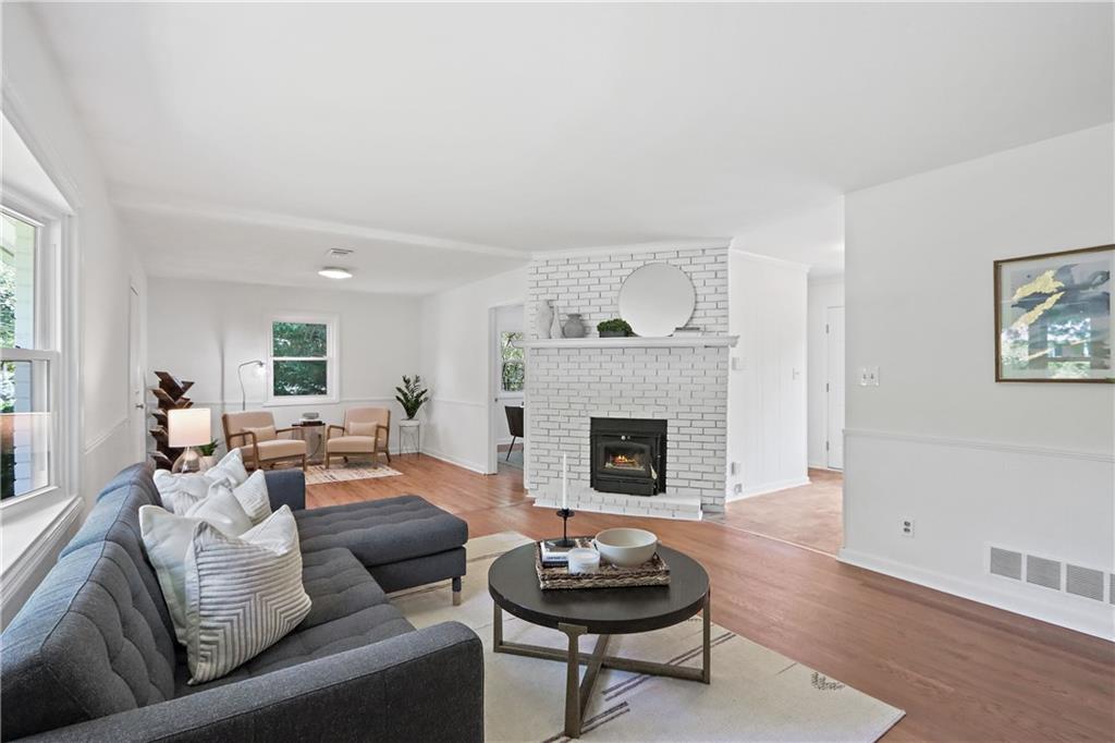 2815 Carolyn Drive SE
