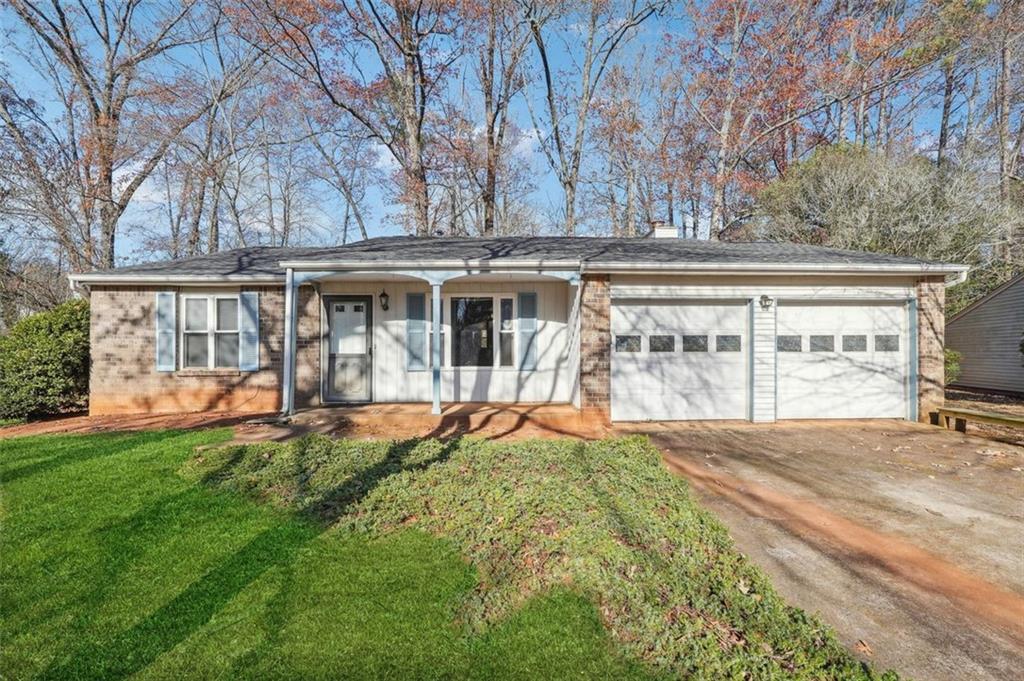 360 HEMBREE FOREST Circle