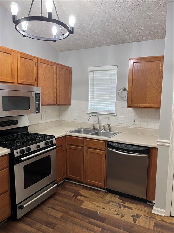 1055 Braddock Circle