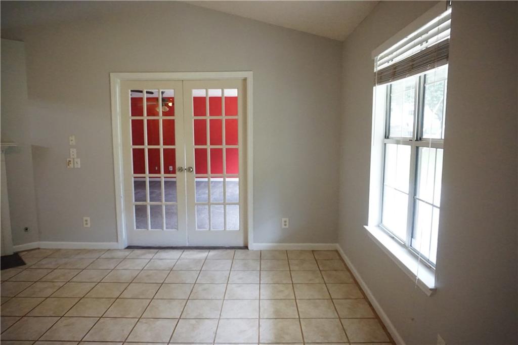 1055 Braddock Circle