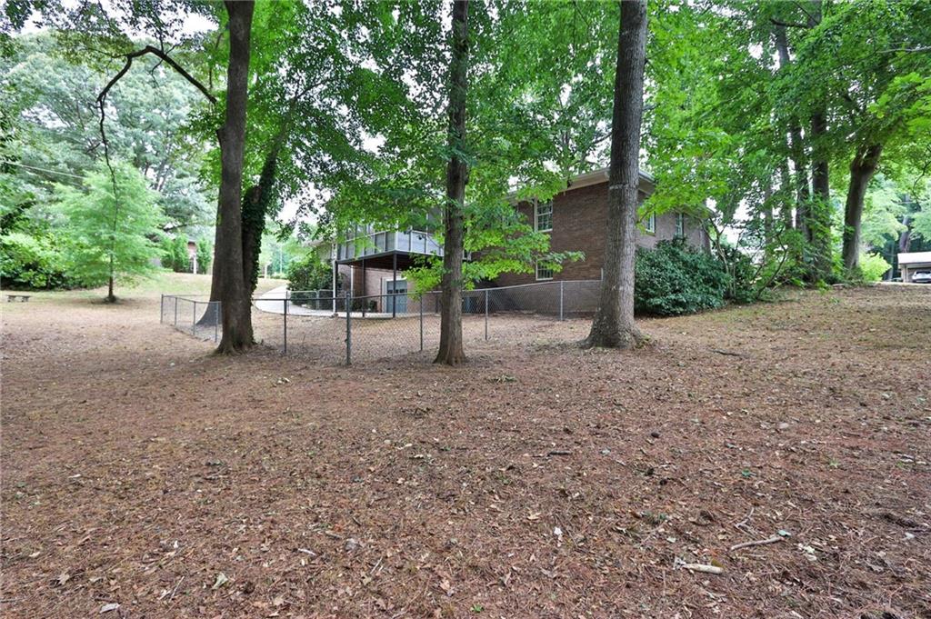 5555 Woodland Drive