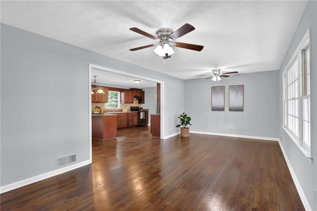 5555 Woodland Drive