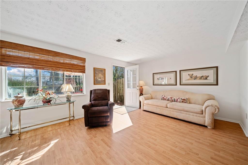 288 COMMONS Circle