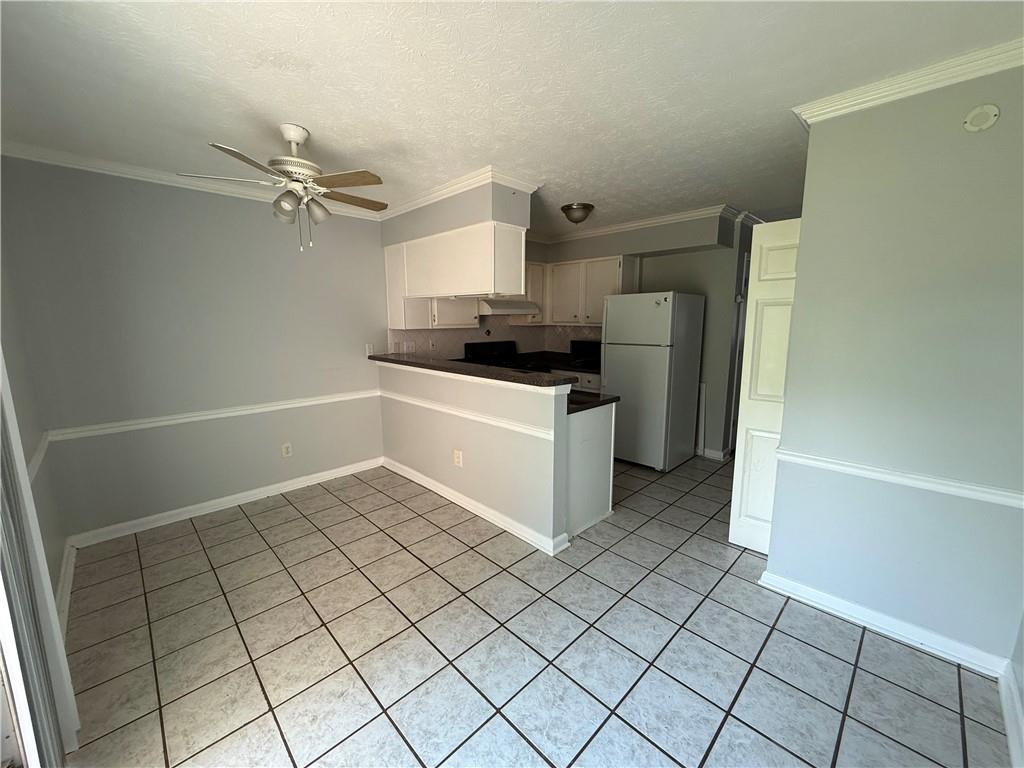 6701 Trafalger Square