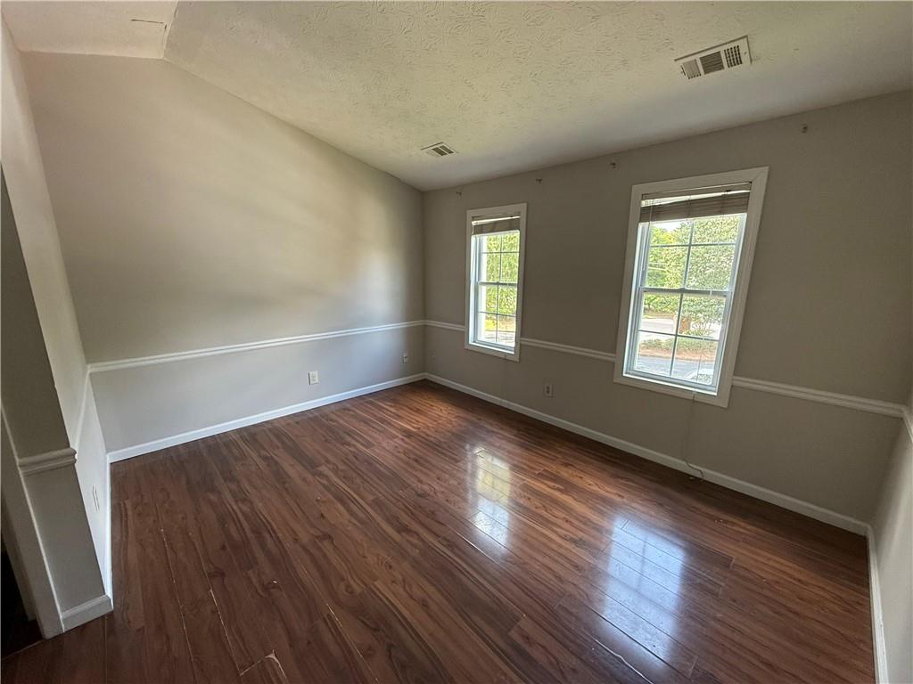6701 Trafalger Square