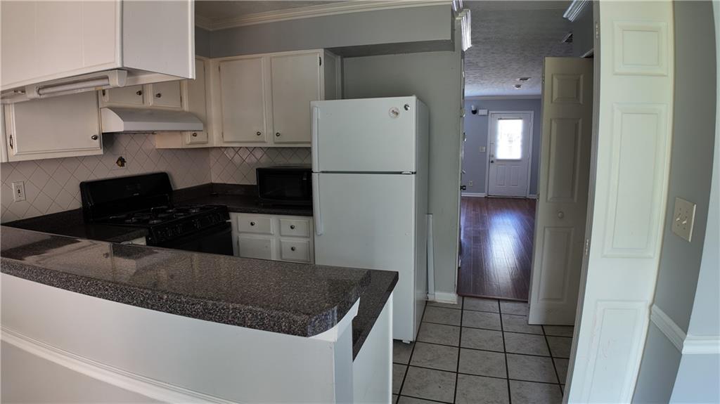 6636 Witherington CT Square