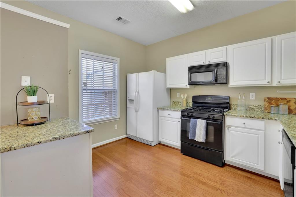 2040 Whitestone Place