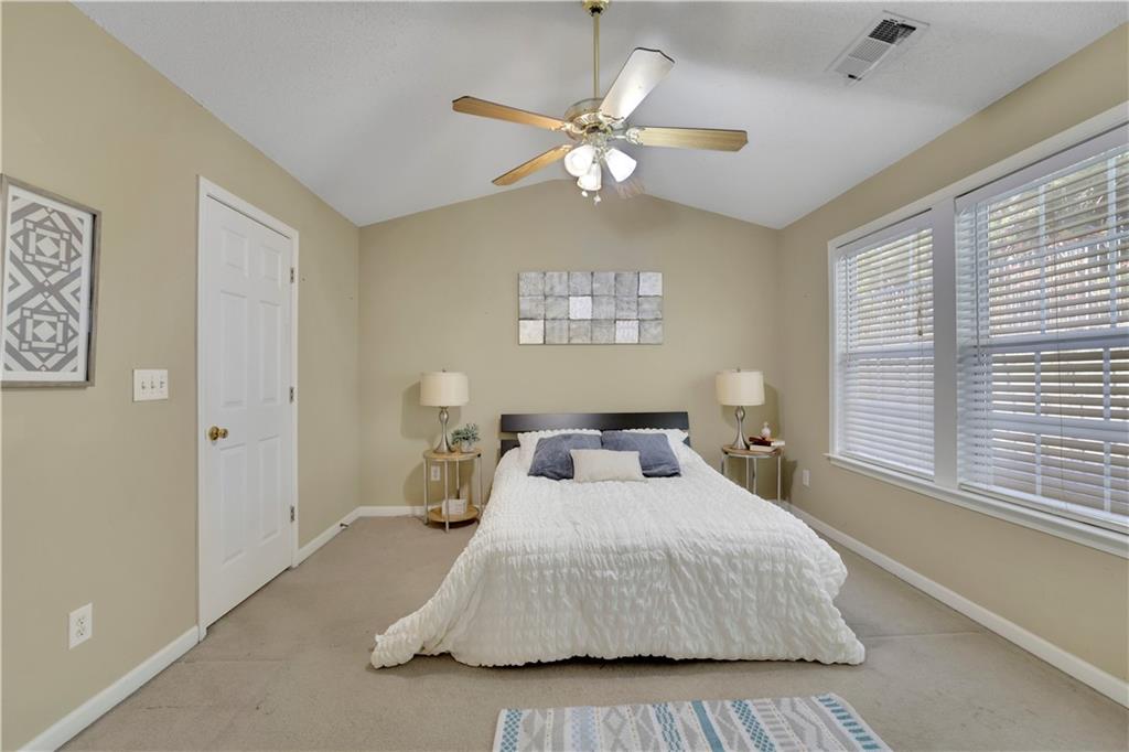 2040 Whitestone Place