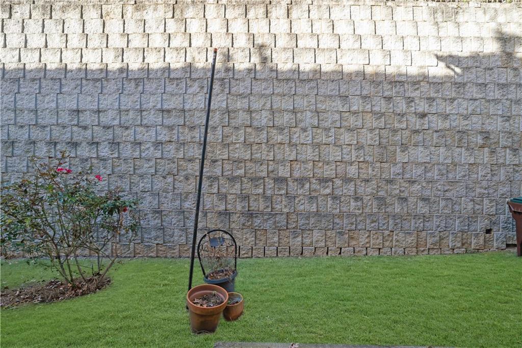 2040 Whitestone Place