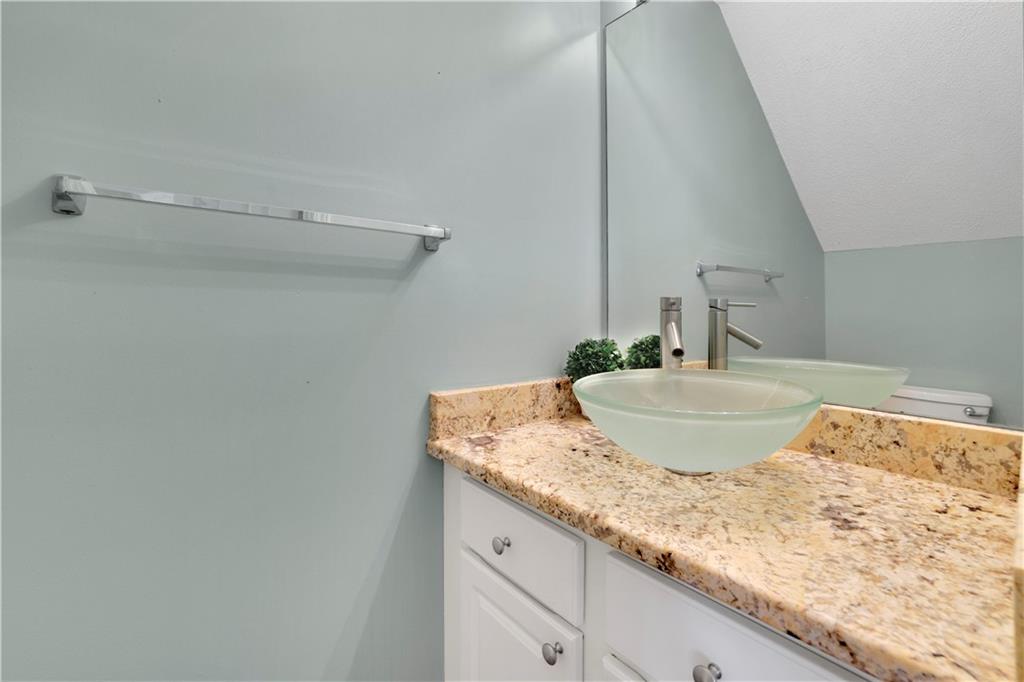 2040 Whitestone Place