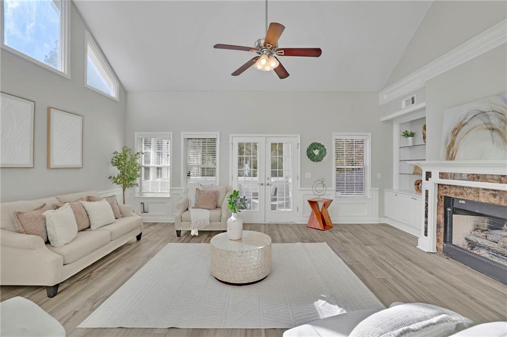 5696 Kilrush Court SE