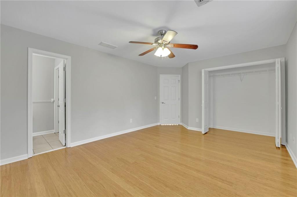 5696 Kilrush Court SE