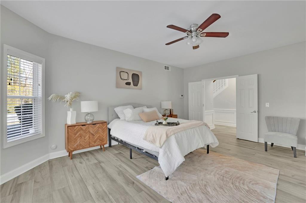 5696 Kilrush Court SE