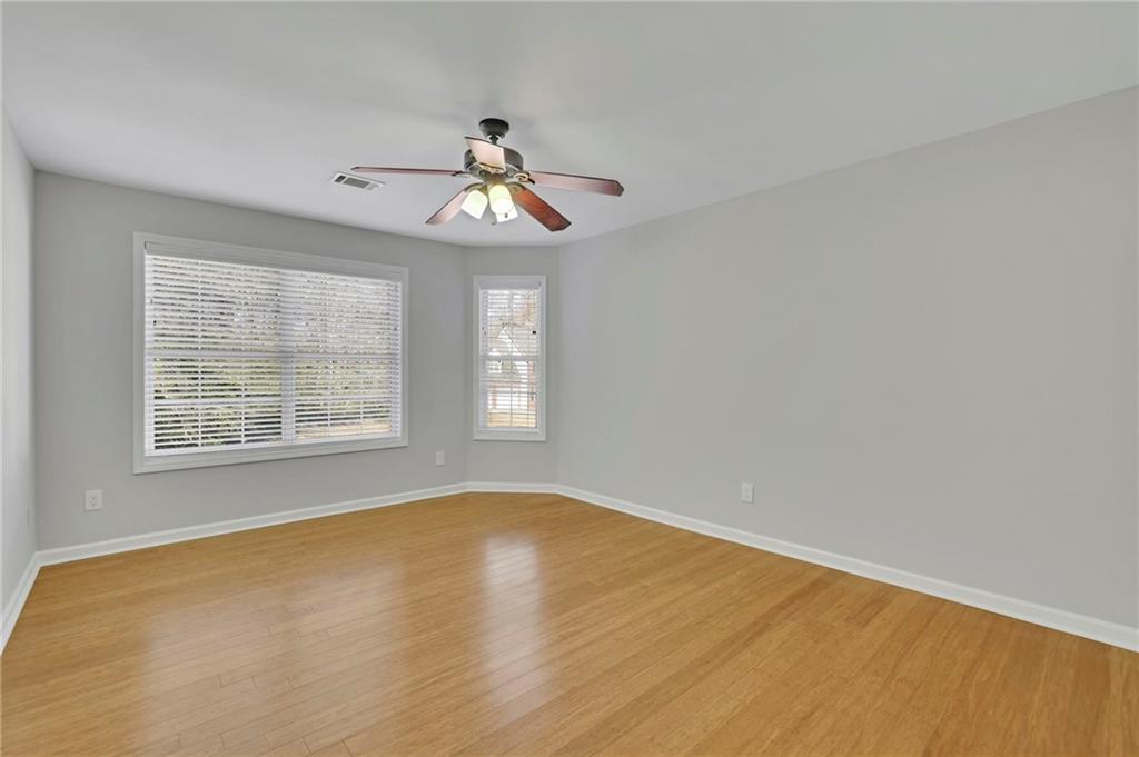 5696 Kilrush Court SE