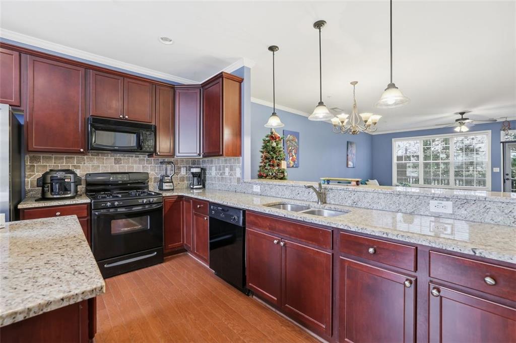 404 WILLIAMSON Street SE Unit 10/36