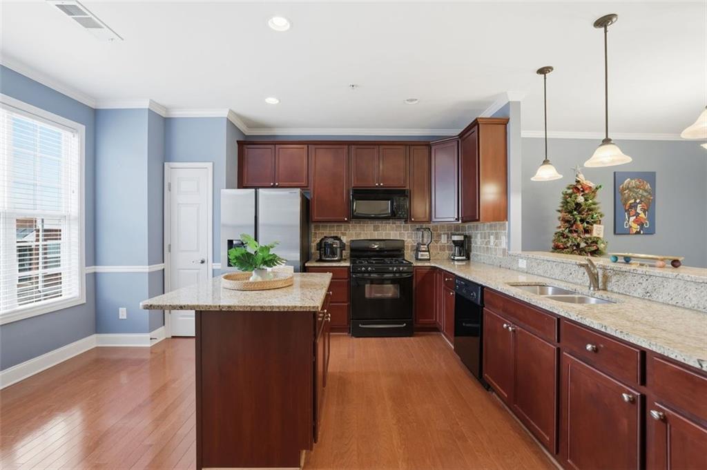 404 WILLIAMSON Street SE Unit 10/36