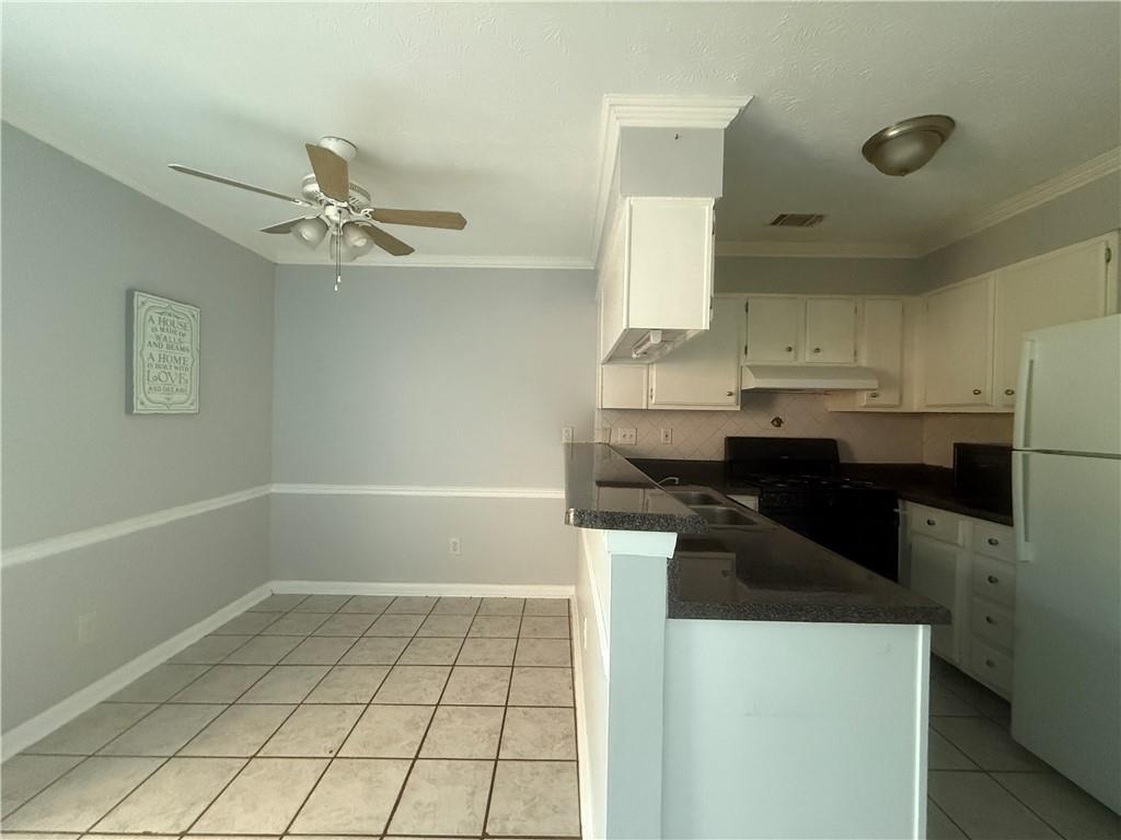 6636 Witherington CT Square