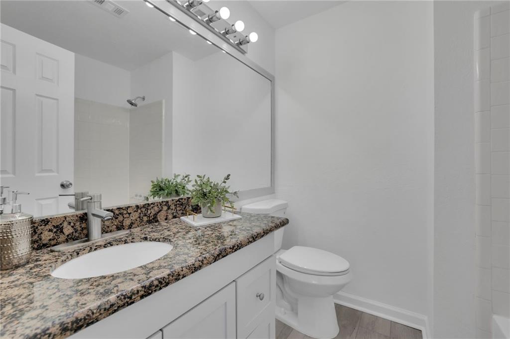 5616 River Heights Crossing SE