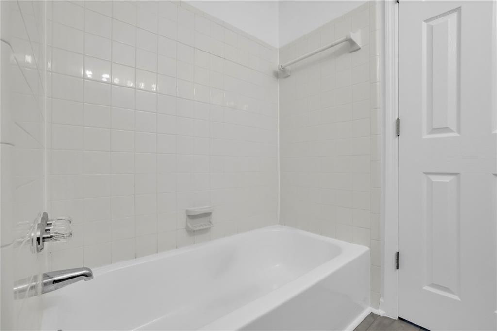 5616 River Heights Crossing SE