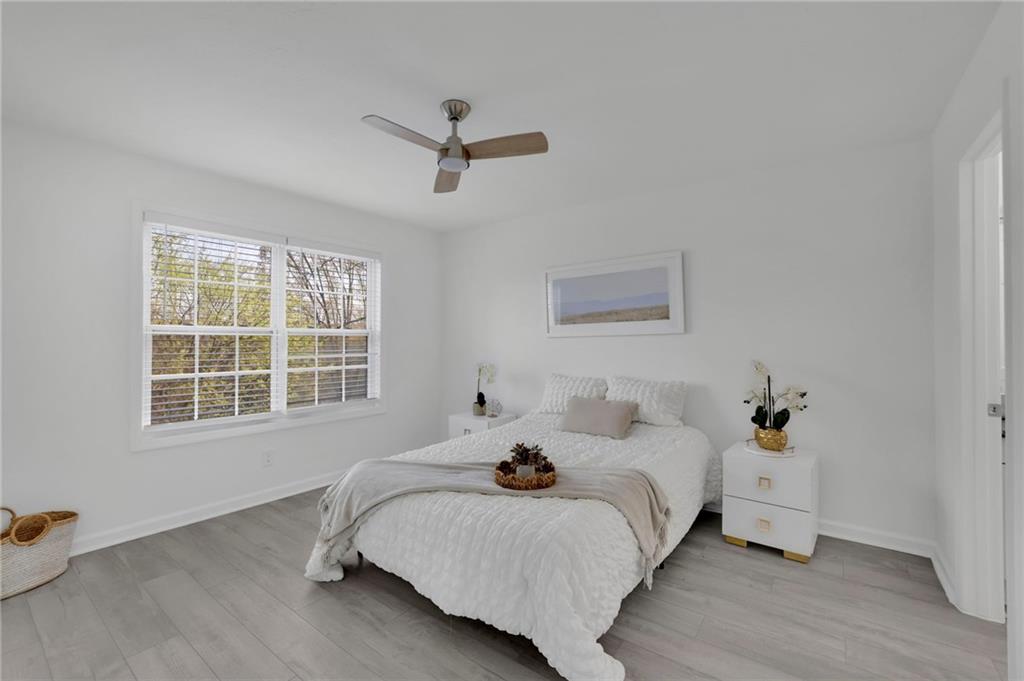 5616 River Heights Crossing SE