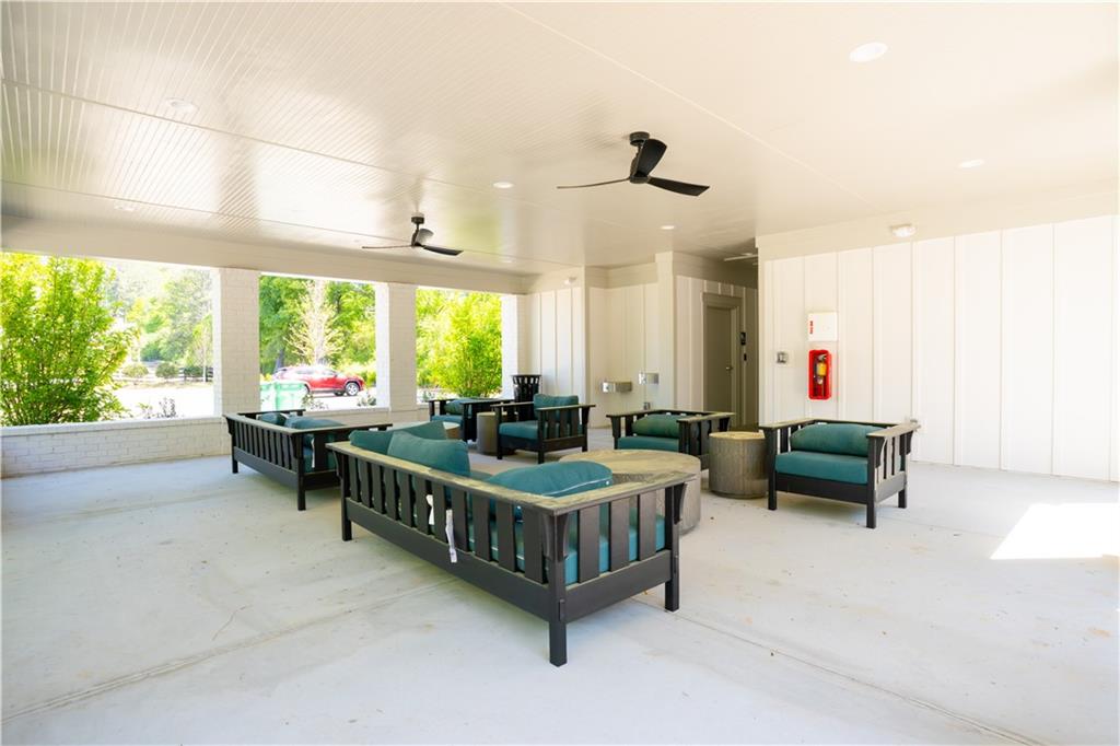 946 Keystone Drive