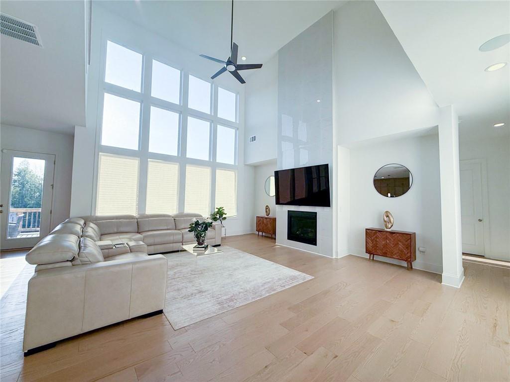 946 Keystone Drive