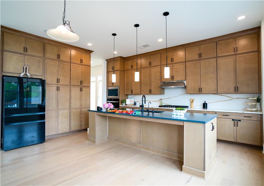 946 Keystone Drive