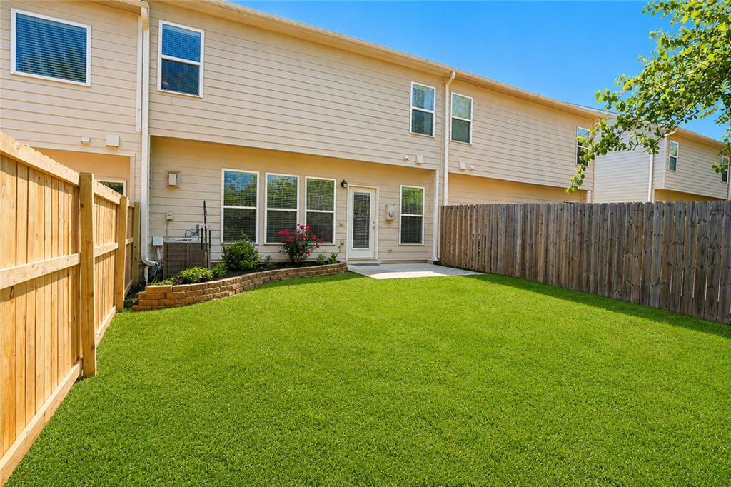 1615 Faircrest Lane