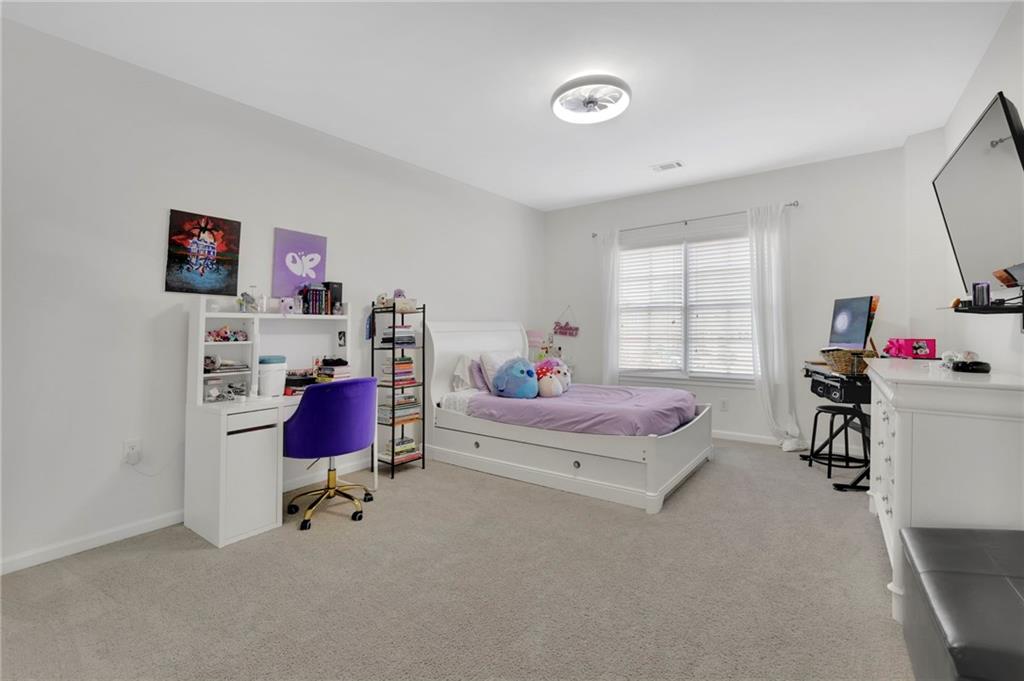 425 Blackwell Bend