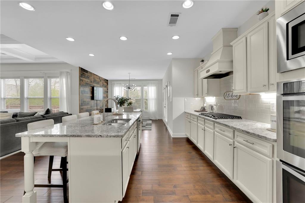 425 Blackwell Bend