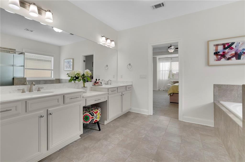 425 Blackwell Bend