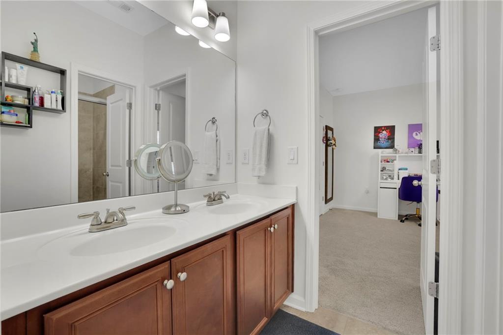 425 Blackwell Bend