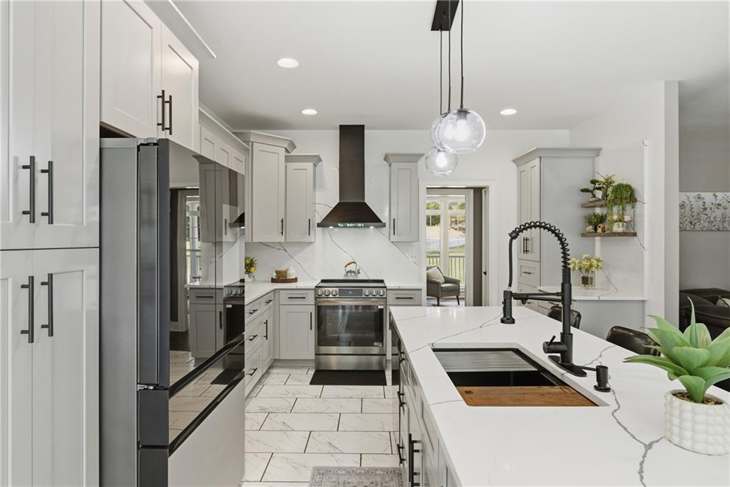 306 Oak Ridge Drive