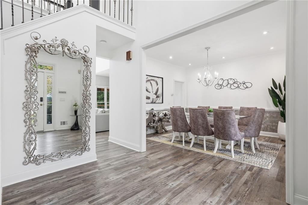 523 Waterside Court