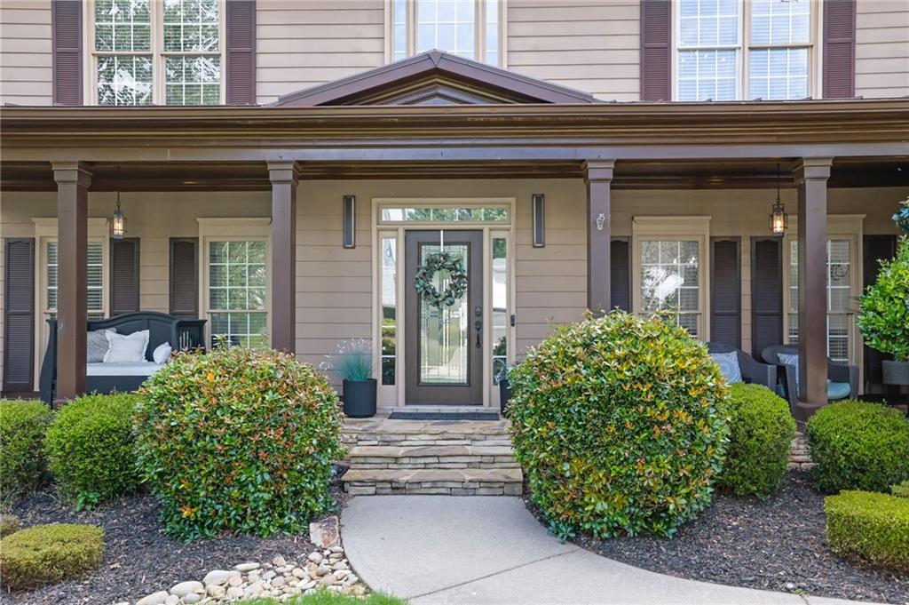 523 Waterside Court