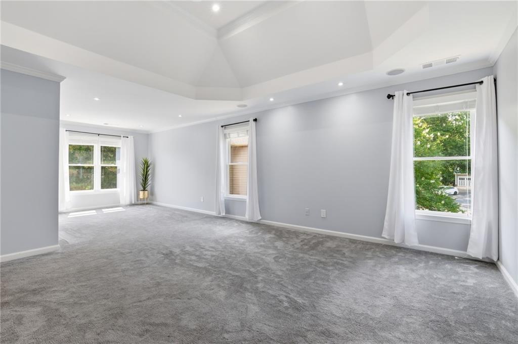 523 Waterside Court