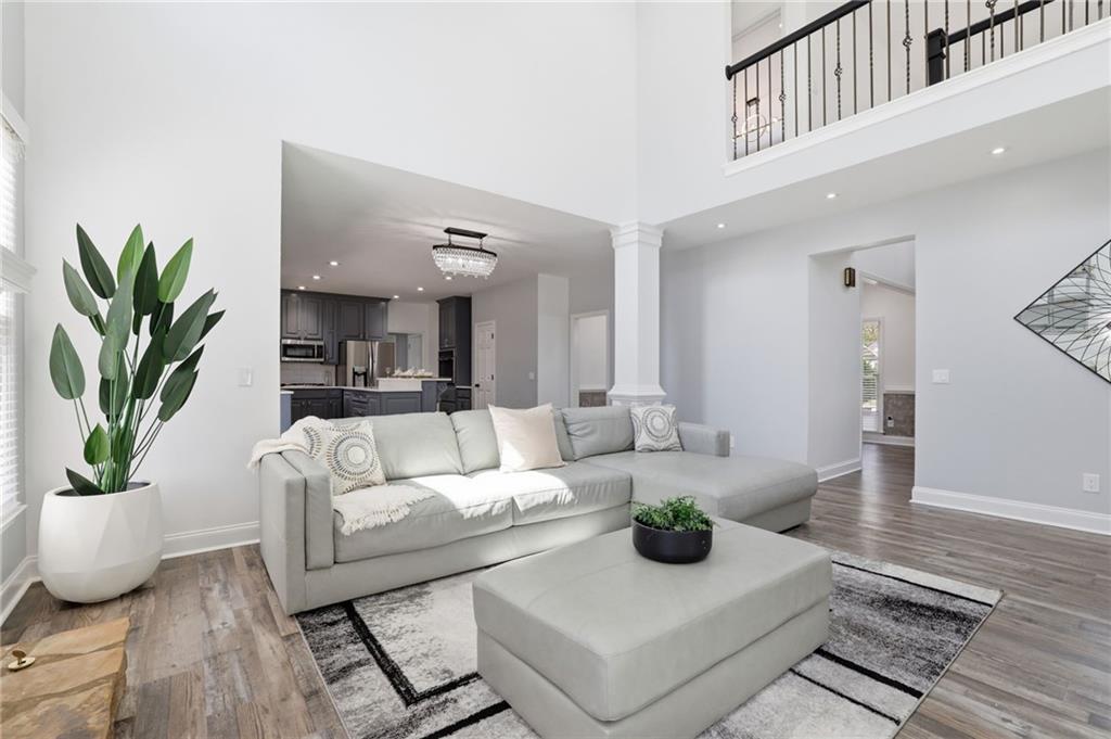 523 Waterside Court
