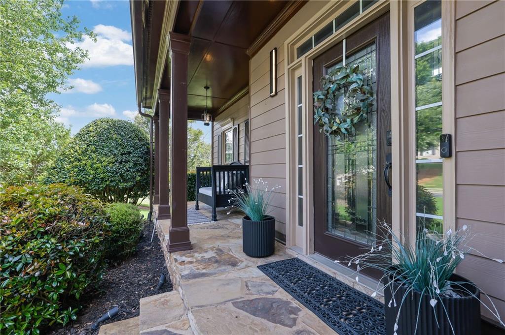 523 Waterside Court