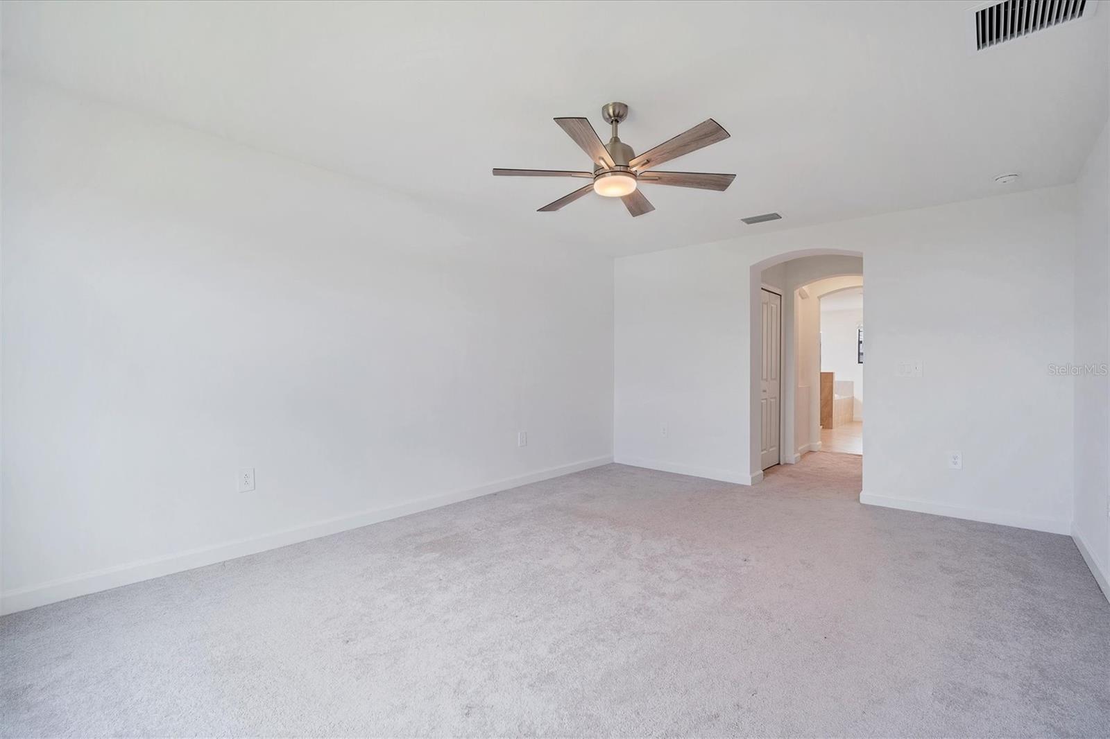 15527 ISLANDWALK AVE