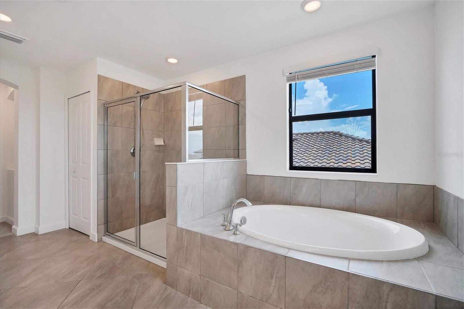 15527 ISLANDWALK AVE