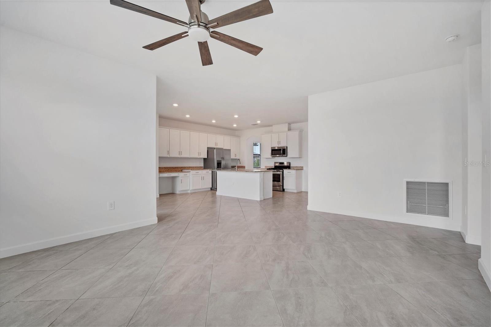 15527 ISLANDWALK AVE